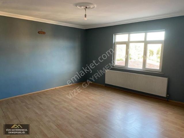 Devlet Mah. Eski Devlet Hastanesi Karşısında 3+1 Kiralık Daire