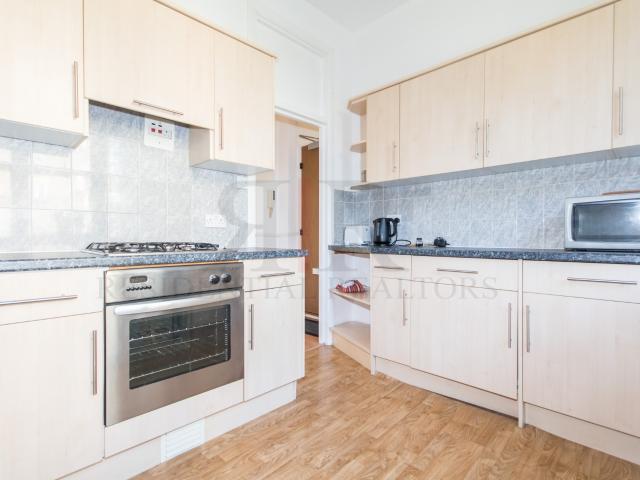 Devon Mansions, London, SE1