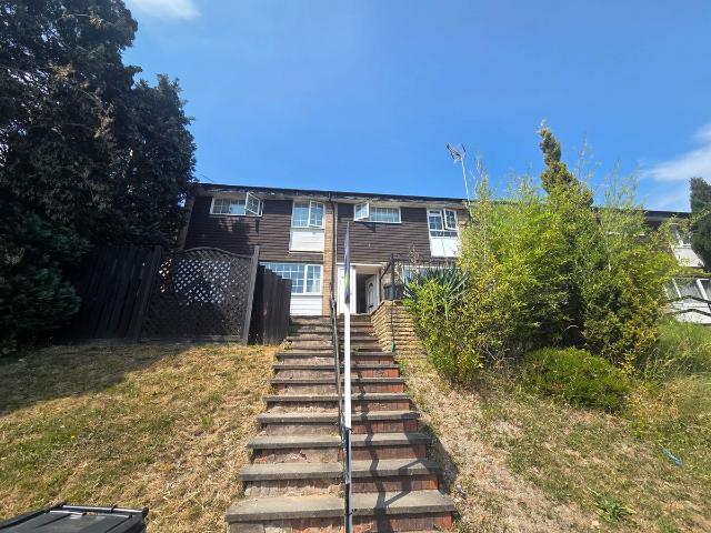 Devon Road, Luton LU2, 3 bed terraced house to rent, £1,550 pcm | PrimeLocation