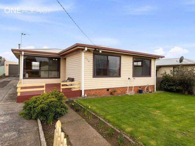 Devonport 230 Steele Street