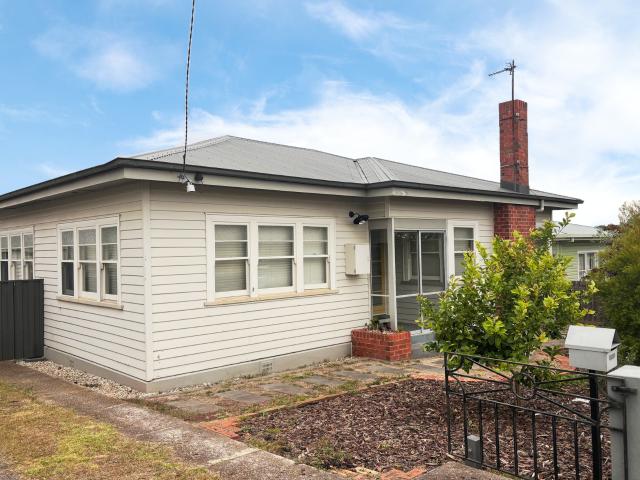 Devonport 33 Hilltop Avenue