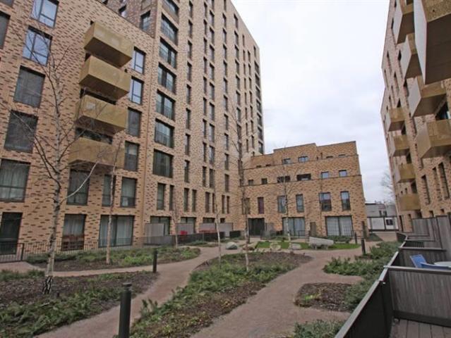 Devons Road, St Andrews 1 bed apartment to rent £1,800 pcm £415 pw