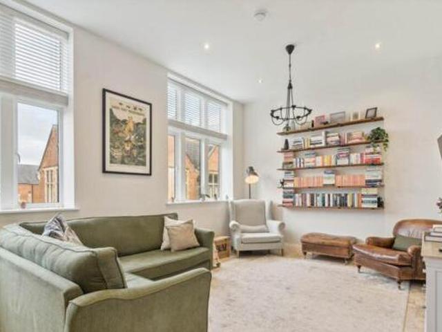 Devonshire House, Royal Connaught Park, 3 Bedroom Terraced