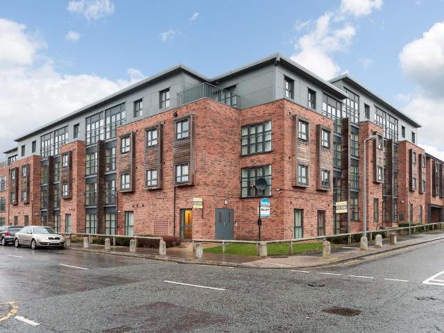 Devonshire Point, Devonshire Road, Eccles, Manchester M30, 2 bed flat to rent, £975 pcm | PrimeLocation