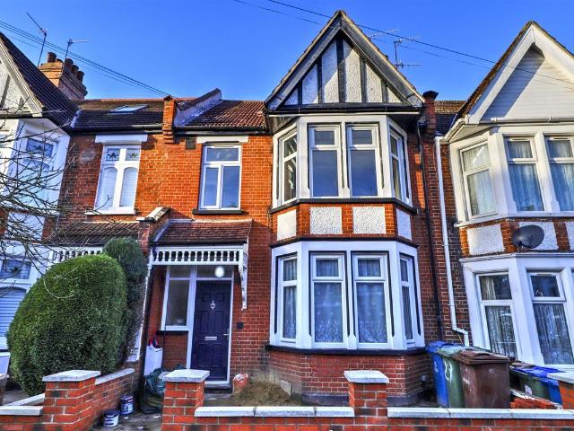 Devonshire Road, Harrow HA1, 4 bed terraced house to rent, £3,000 pcm | PrimeLocation