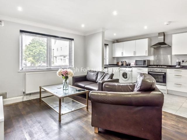 Devonshire Road, London SW19, 2 bed flat to rent, £2,200 pcm | PrimeLocation