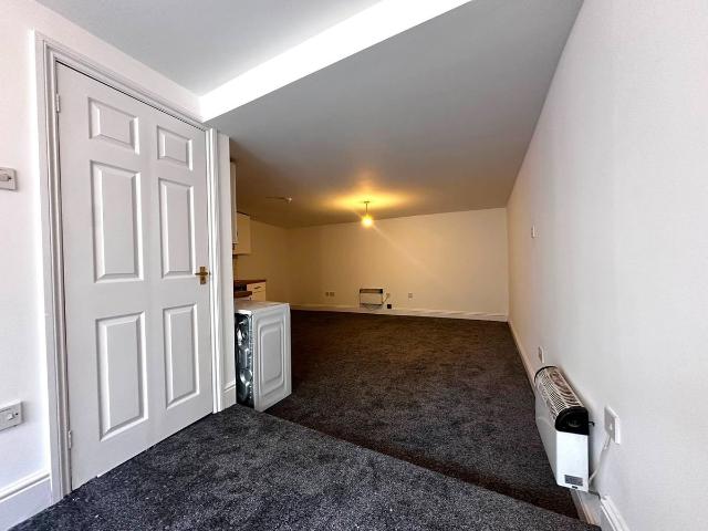 Devonshire Road, London SE23, Studio to rent, £1,100 pcm | PrimeLocation