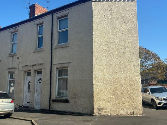 Devonshire Street, South Shields NE33, 4 bed flat to rent, £750 pcm | PrimeLocation
