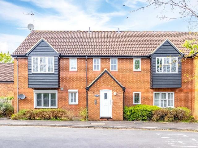 Dewell Mews, Wiltshire SN3 2 bed apartment to rent £1,060 pcm £245 pw