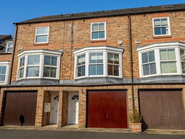 Dewsbury Court, York YO1, 3 bed town house to rent, £1,900 pcm | PrimeLocation