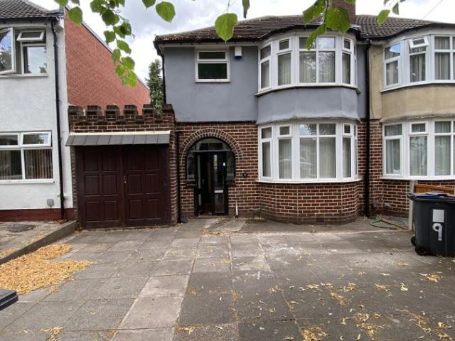 Dewsbury Grove, Birmingham B42, 3 bed semi detached house to rent, £1,300 pcm | PrimeLocation