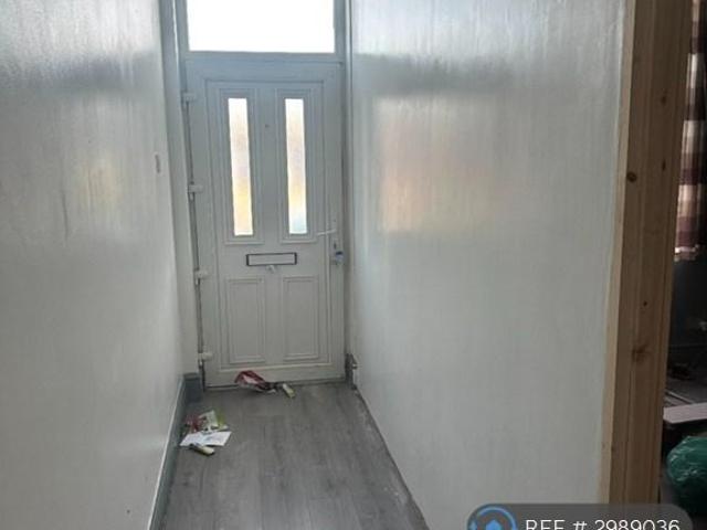Dewsbury Road, Wakefield, WF2 3 bed terraced house to rent £1,150 pcm £265 pw