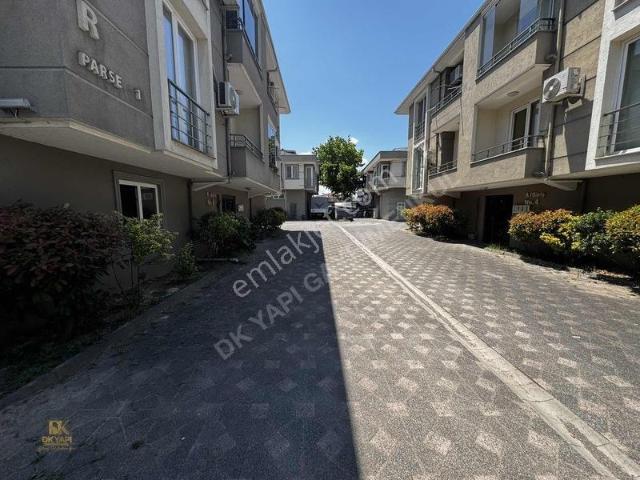 Dk Yapıdan Merkezevlerde Geniş 2+1 Kiralık Daire
