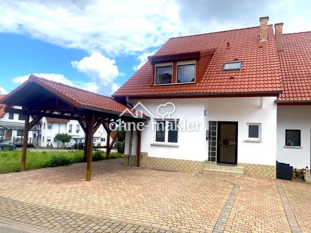 DHH ca. 170 qm Wohnfläche zuzügl. Nutzfläche, sowie Balkon Carport Stellfläche Garten