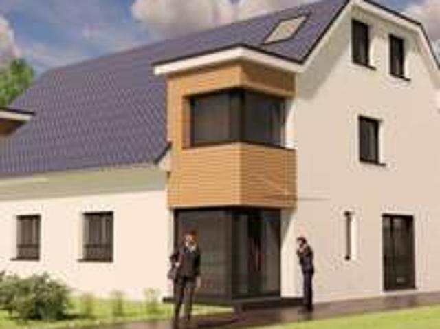 DHH, Effizienzklasse A+, KfW 40 mit PV Anlage, Fußbodenheizung, inklusive Grundstück mit Keller!