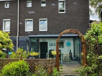 DHH mit traumhaftem Grundstück in Heiligenhaus von Privat