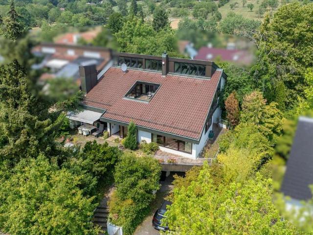 DHH mit 240 m² Wohnfläche | 638 m² Grundstück | Garten & Dachterrasse in Warmbronn