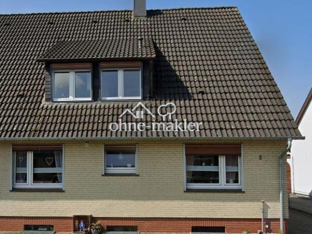 DHH mit 2 Wohnungen + großem Grundstück in ruhiger Lage in Reinfeld von Privat