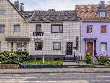 DHi | Charmantes Reihenmittelhaus in City Nähe Aachen mit großem Garten und viel Potenzial