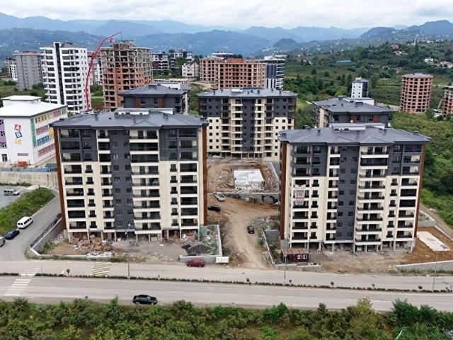 DİVA KARŞIYAKA 2+1 DAİRE SEÇENEKLERİYLE SAHİPLERİNİ BEKLİYOR