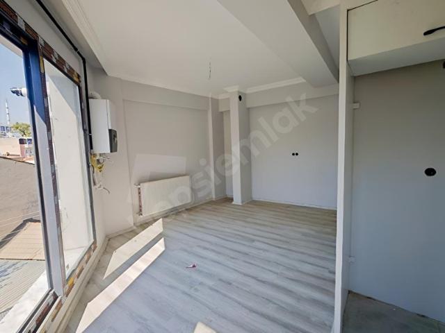 DİCLE MAHALLESİNDE SATILIK SIFIR 2+1