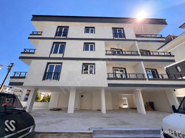 DİDİM MERKEZDE SATILIK 2+1 ÖN CEPHE GENİŞ DAİRE