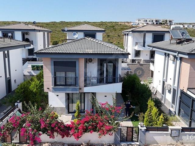 DİDİM EFELERDE KELEPİR FİYATA SATILIK TAM MÜSTAKİL VİLLA HAVUZLUFULL EŞYALI FIRSAT