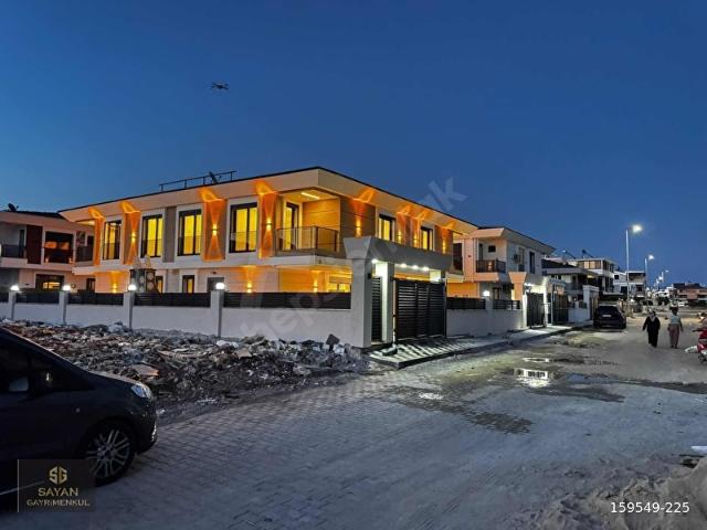 DİDİM EFELERDE 3+1 MÜSTAKİL HAVUZLU FUL EŞYALI VİLLA