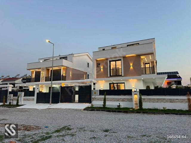 DİDİM EFELERDE 4+1 HAVUZLU OTOPARKLI SATILIK LÜKS VİLLALAR
