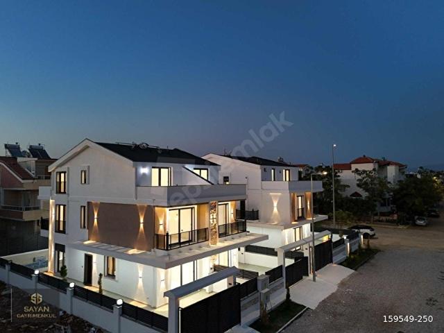 DİDİM EFELERDE 4+1 LÜKS MÜSTAKİL HAVUZ OTOPARK ÇİFT TERASLIVİLLA