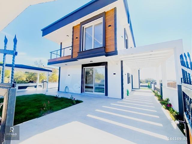 DİDİM FEVZİPAŞADA GİRİŞKAT ODALI HAVUZLU TAM MÜSTAKİL 4+1 VİLLA
