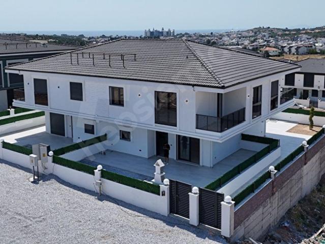 DİDİM HİSAR MAHALLESİNDE HAVUZLUAKILLI SİSTEM SATILIK LÜKS VİLLA