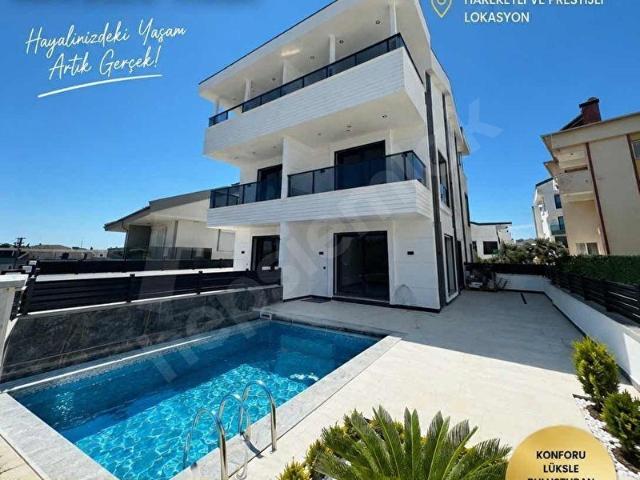 DİDİMDE 6+1 AYRI MUTFAK MÜSTAKİL HAVUZLU DEV GİBİ VİLLA