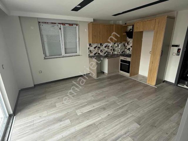 Diş Hastane Arkası Tramvay Dibi Kiralık Katta 2+1 Daire