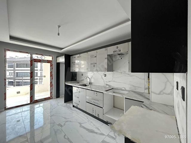 Diş Hastanesi Yakını Ara Kat Güney Batı 2+1 Daire.