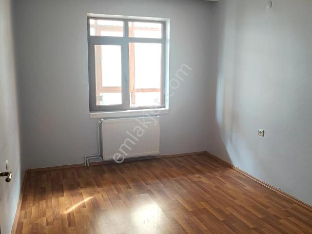 Diş Hastanesi Yanı Geniş 3+1 Daire