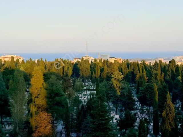 Diş Hastanesinde Bulvara Cephe Deniz Manzaralı 3+1