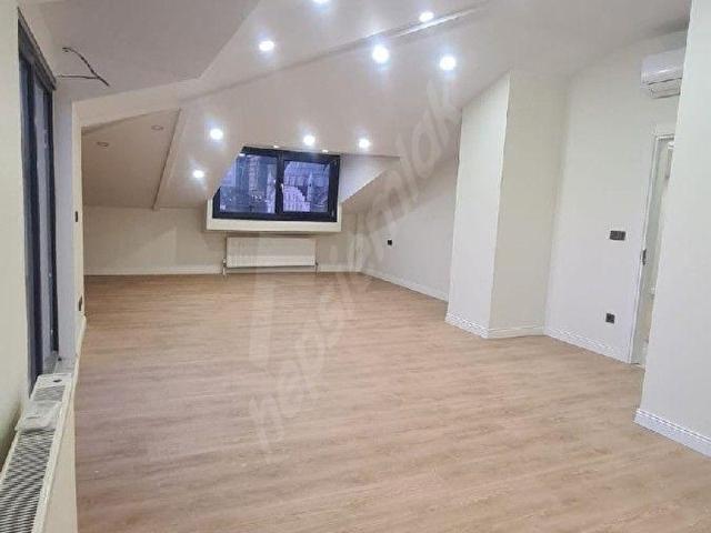 DİKİLİTAŞ CADDE ÜZERİ SATILIK DUBLEX 290 M2 NET KULLANIMLI