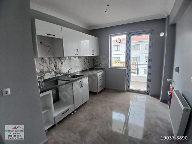 DİKMEN MALAZGİRT MAHALLESİNDE 2+1 +3+1 DAYİRELER OTURMAYA HAZIR BOŞ