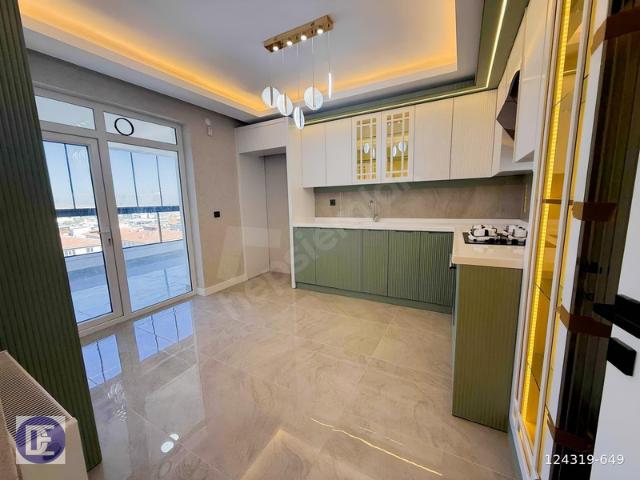 DİNÇ'TEN SATILIK MUAZZAM İŞÇİLİK VE TASARIM İLE 3+1 LÜX DAİRE