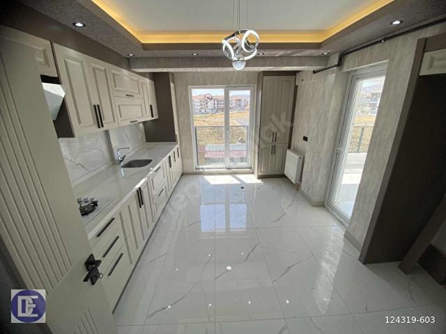DİNÇ'TEN SATILIK ÇİFT BALKON'LU ULTA LÜX YAPILI 3+1 DAİRE