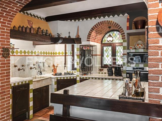Dimora signorile con vista panoramica sulle colline torinesi 450m² Cavagnolo