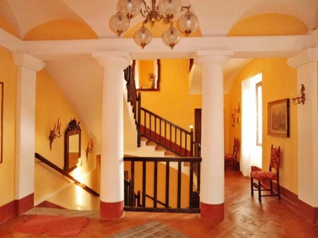 Dimora storica con parco di circa 2 ha 834m² Murazzano