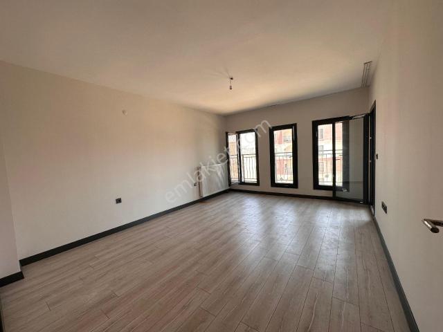 Dinç Emlaktan Kiralık 3+1 Daire