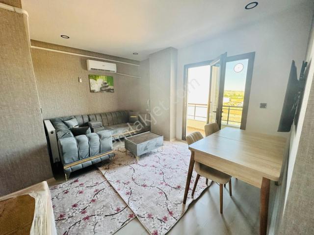Dinç Emlaktan Satılık Ultra Lüks Eşyalı 1+1 Daire Hazır Kiracı 16.000₺ Oturmaktadır