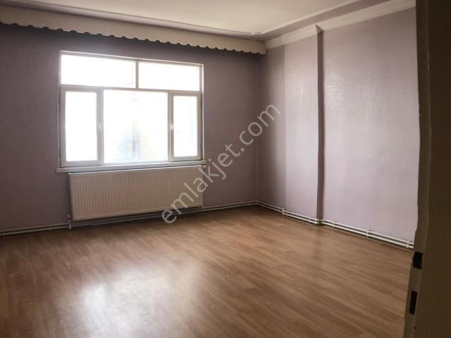 Dinamikten Meydan Mahallesi Kiralık 2+1 1. Kat Çarşı Merkez