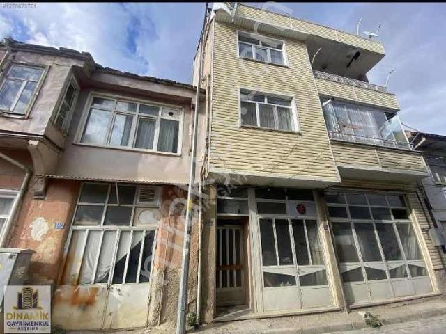 Dinamikten Çarşı Merkezde Müstakil Daireler
