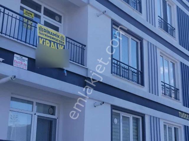 Dinamikten Kiralık 1+1 Daire