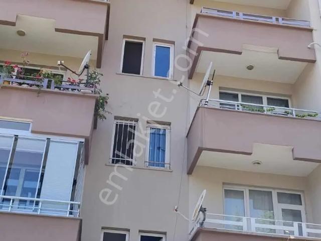 Dinamikten Yarenlerde Satlık Daire