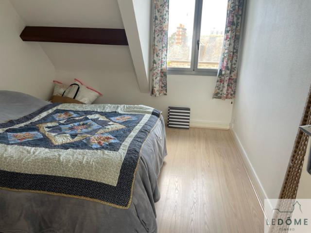 Dinard centre Appartement Type 2 avec terrasse